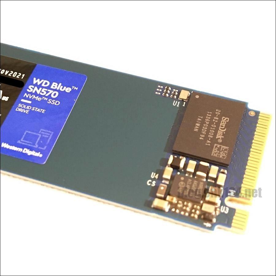 WD Blue SN570 M.2 NVMe SSD 1TBの外観とSMART情報紹介